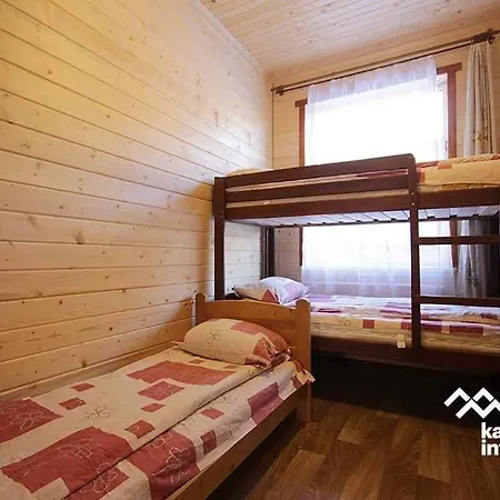 Maison d'hôtes дім з видом на гори. Vizhenka