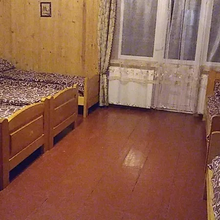 дім з видом на гори. בית הארחה *